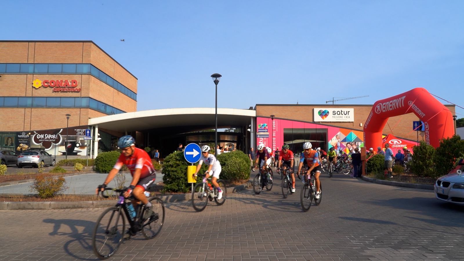 Successo per la prima Mediofondo di Assisi: 180 ciclisti sulle strade del territorio 14 Successo per la prima Mediofondo di Assisi: 180 ciclisti sulle strade del territorio 13