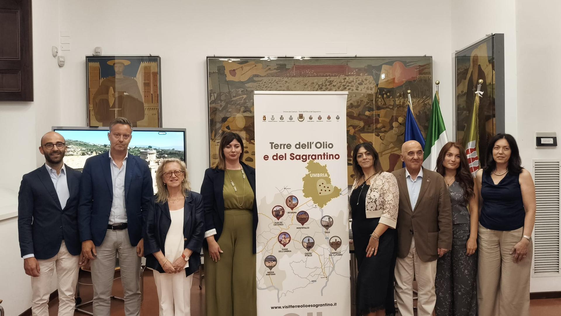 Terre dell’olio e del Sagrantino, nasce il cartellone unico “Intrecci di terre e sapori 2026” 12 Terre dell’olio e del Sagrantino, nasce il cartellone unico “Intrecci di terre e sapori 2026” 11