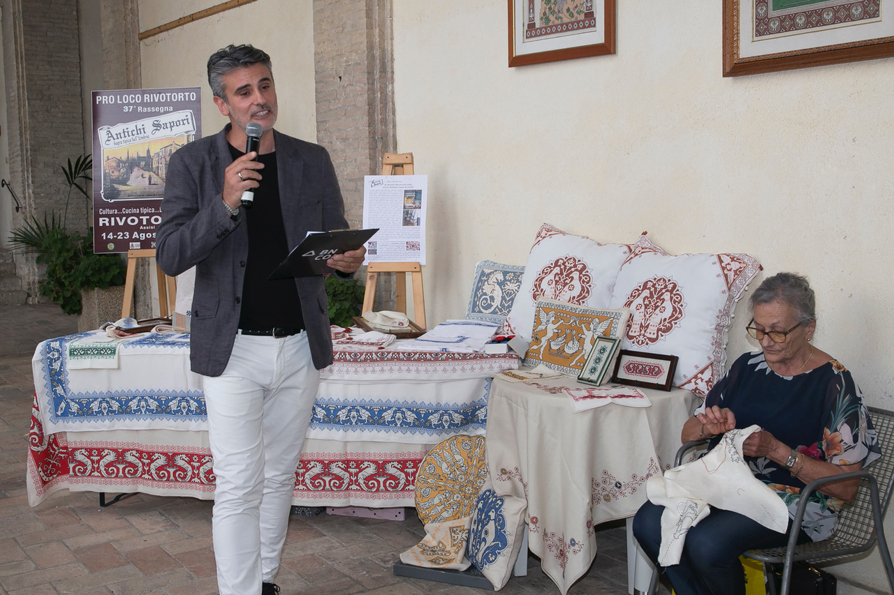 Antichi Sapori 2026 si presenta: Rivotorto celebra le eccellenze umbre tra tradizione, cultura e solidarietà (foto) 40 Antichi Sapori 2026 si presenta: Rivotorto celebra le eccellenze umbre tra tradizione, cultura e solidarietà (foto) 39