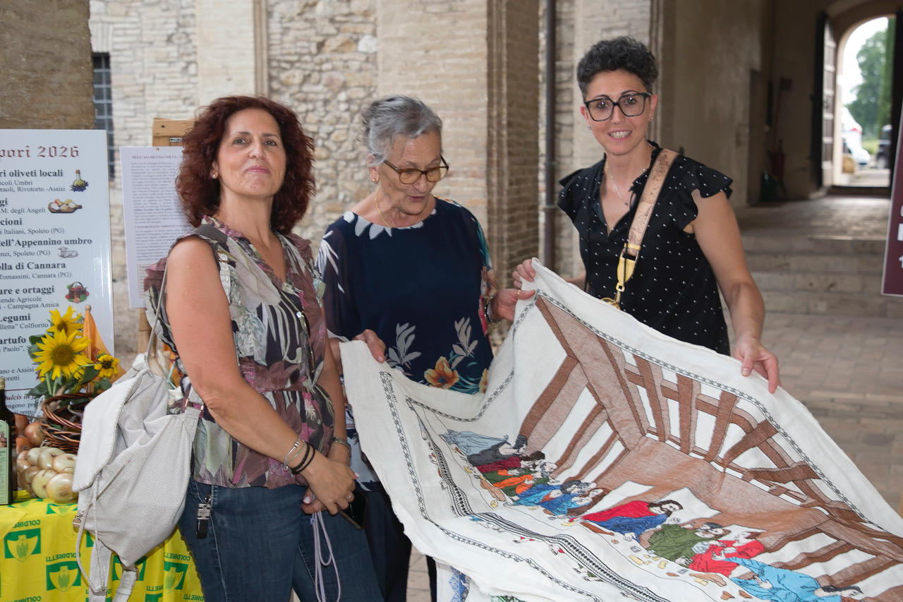 Antichi Sapori 2026 si presenta: Rivotorto celebra le eccellenze umbre tra tradizione, cultura e solidarietà (foto) 14 Antichi Sapori 2026 si presenta: Rivotorto celebra le eccellenze umbre tra tradizione, cultura e solidarietà (foto) 13