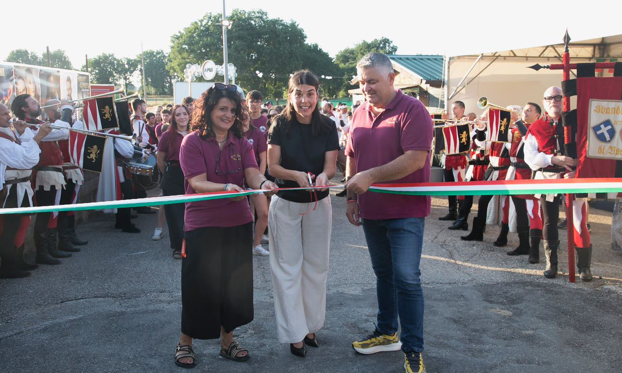 Antichi Sapori, a Rivotorto trionfa l’eccellenza gastronomica in pieno Ottocentenario Francescano (foto) 36 Antichi Sapori, a Rivotorto trionfa l’eccellenza gastronomica in pieno Ottocentenario Francescano (foto) 35