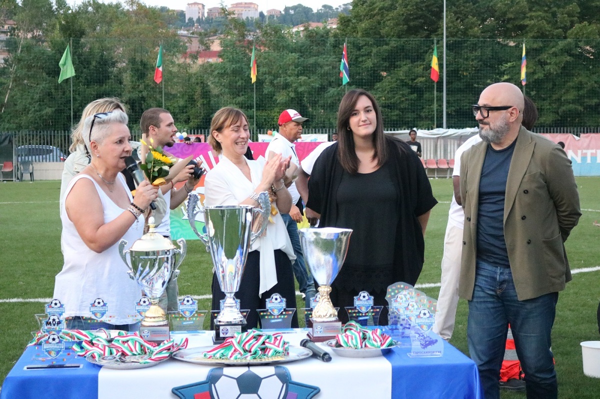 Perugia, il Gambia vince il Mondialito per la Pace: il calcio unisce 13 comunità dal mondo 8 Perugia, il Gambia vince il Mondialito per la Pace: il calcio unisce 13 comunità dal mondo 7
