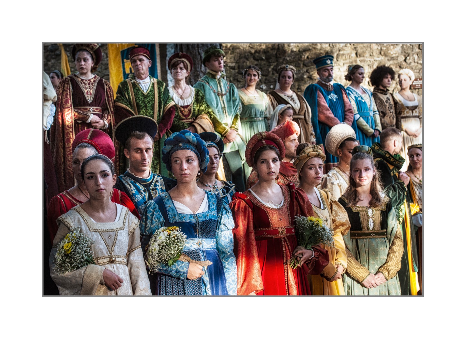Montone, la festa continua nelle immagini: in mostra l’incanto della Santa Spina 10 Montone, la festa continua nelle immagini: in mostra l’incanto della Santa Spina 9