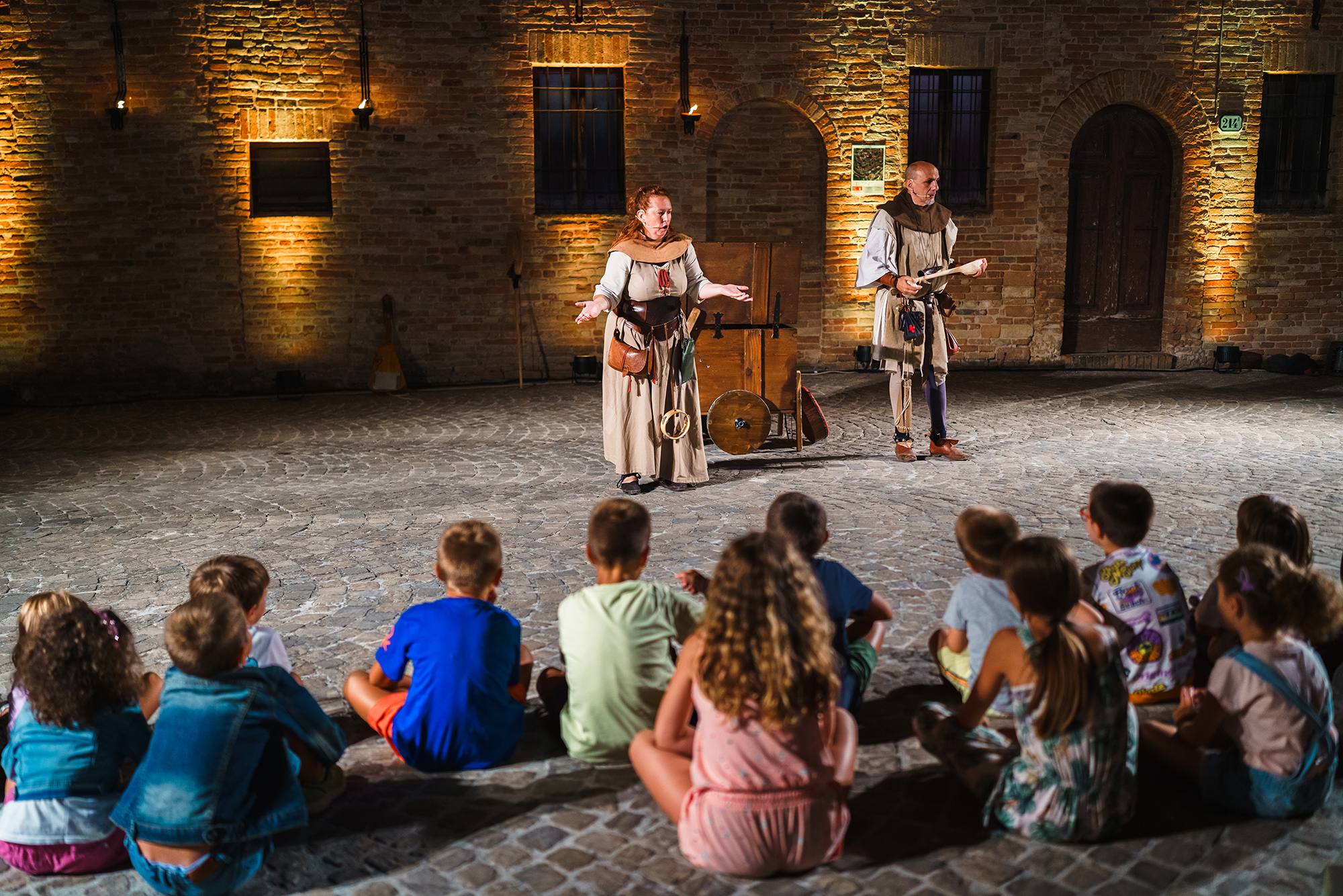 Sarnano torna nel Medioevo: un mese di eventi con la XVIII edizione di Castrum Sarnani 12 Sarnano torna nel Medioevo: un mese di eventi con la XVIII edizione di Castrum Sarnani 11