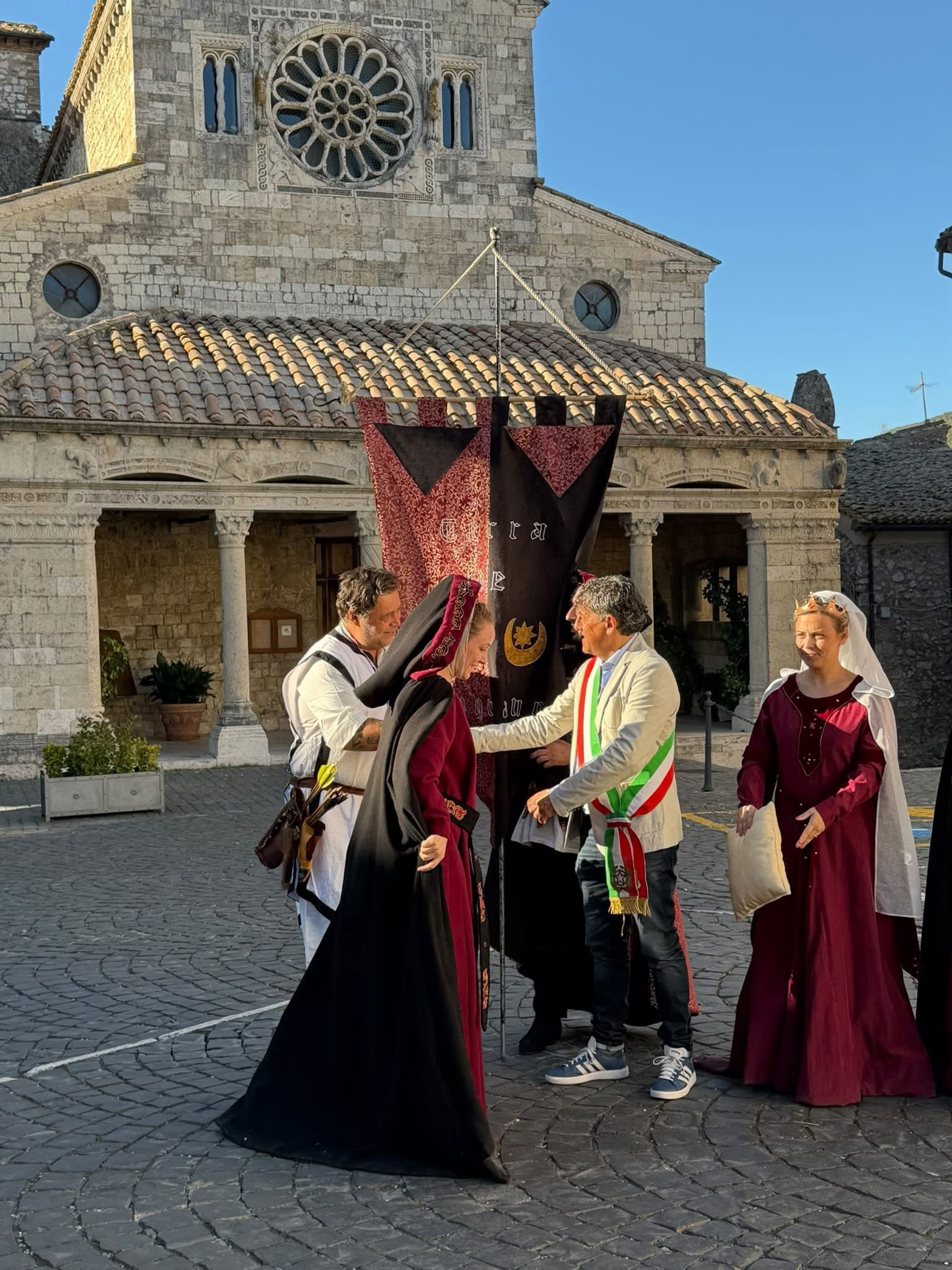 Bevagna si aggiudica il “Dardo di Borghi più belli d’Italia” 2026 (foto) 5