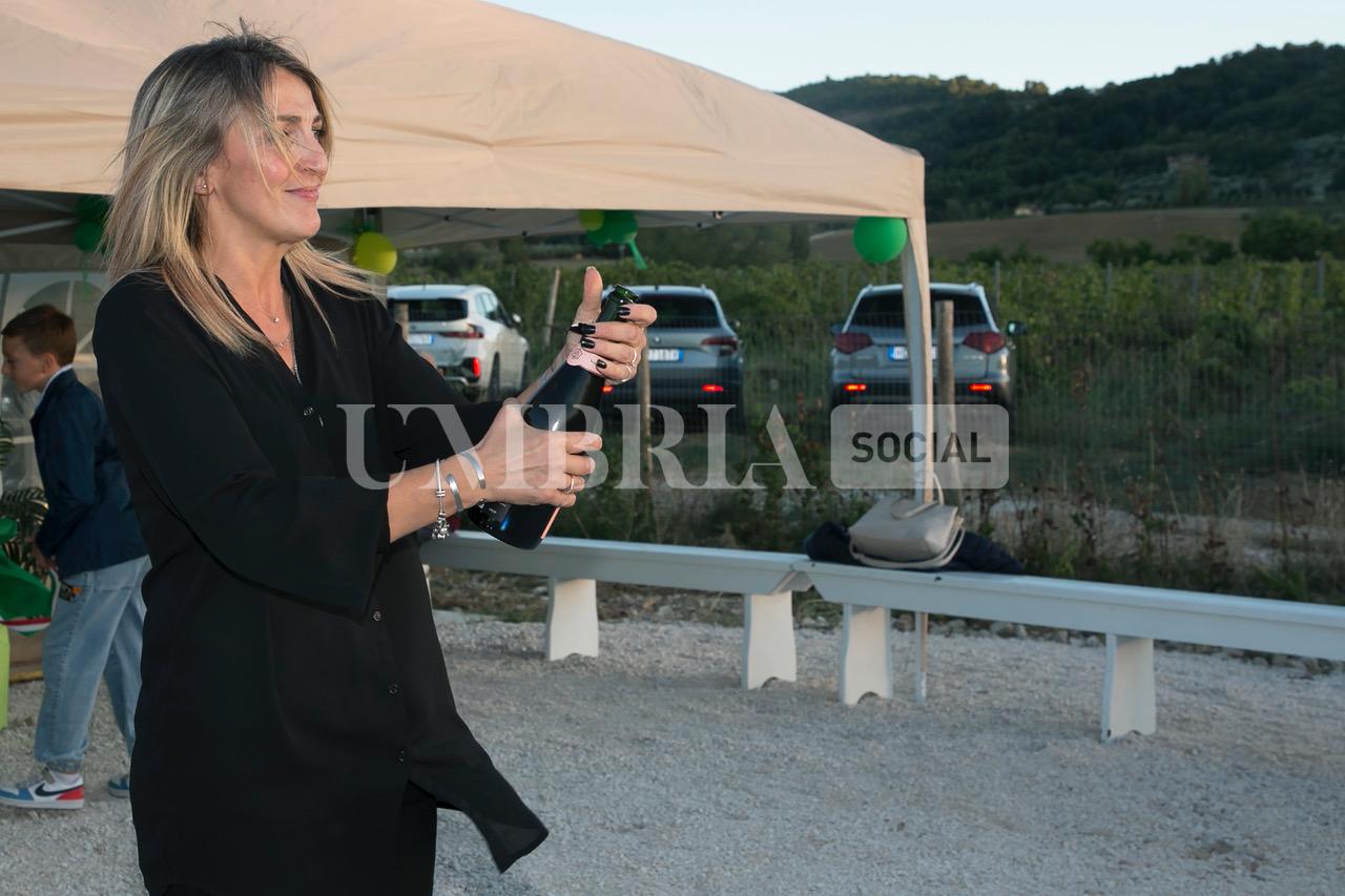 A Bettona il mirtillo cresce sotto il fotovoltaico: alla Tenuta Servettini agricoltura ed energia insieme (foto+video) 65 A Bettona il mirtillo cresce sotto il fotovoltaico: alla Tenuta Servettini agricoltura ed energia insieme (foto+video) 64