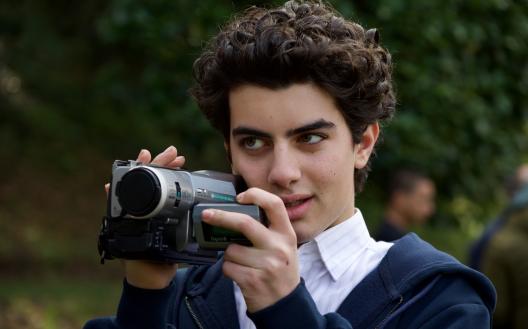 Carlo Acutis, una storia che emoziona: il film arriva al cuore e colpisce gli spettatori 2 Carlo Acutis, una storia che emoziona: il film arriva al cuore e colpisce gli spettatori 1