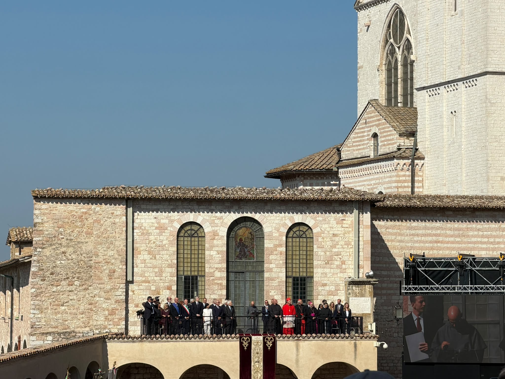 Assisi, la Lampada di San Francesco accesa a nome di tutti i Comuni d’Italia (foto) 30 Assisi, la Lampada di San Francesco accesa a nome di tutti i Comuni d’Italia (foto) 29