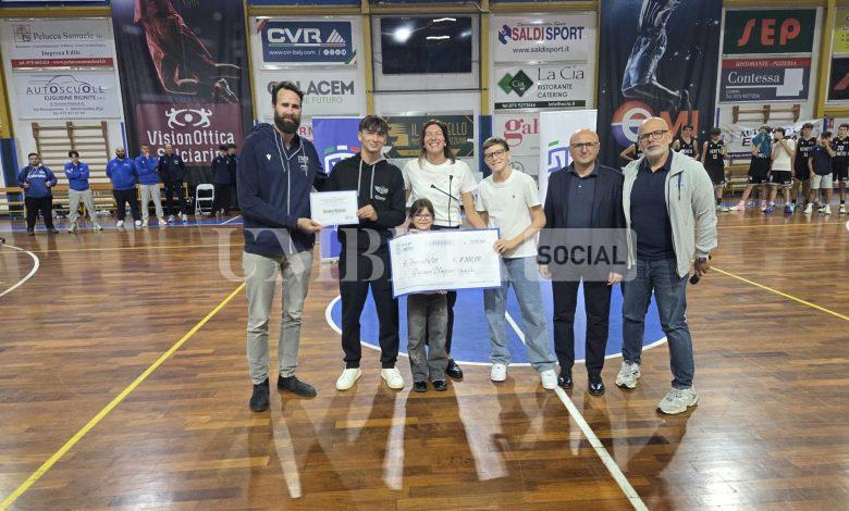 Memorial Luca Palmerini, il basket unisce sport, memoria e futuro: a Gubbio e Gualdo Tadino protagonisti i giovani e i valori della pallacanestro (foto) 2 Memorial Luca Palmerini, il basket unisce sport, memoria e futuro: a Gubbio e Gualdo Tadino protagonisti i giovani e i valori della pallacanestro (foto) 1