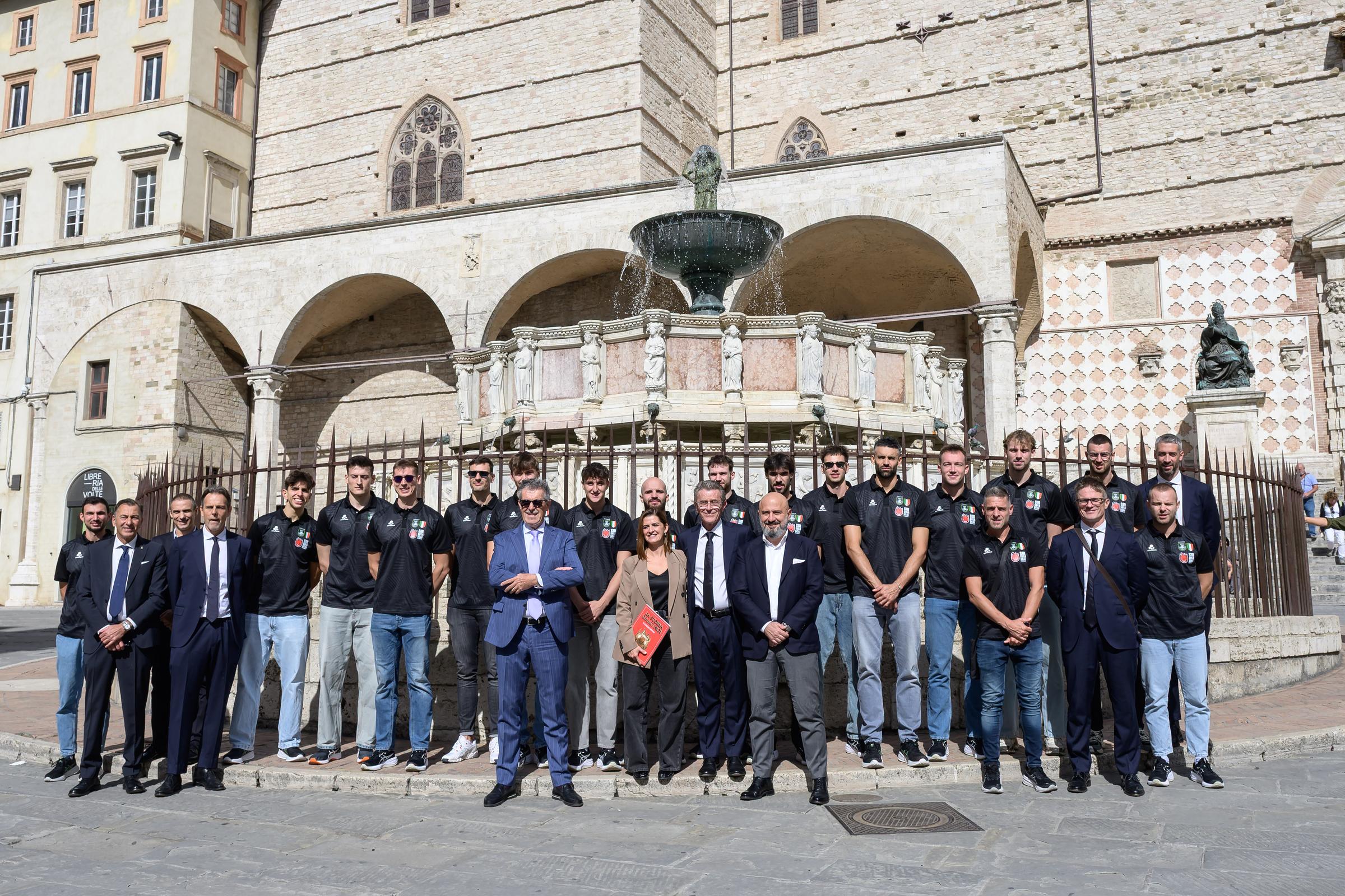 Sir Susa Scai Perugia ricevuta da Ferdinandi, Meloni e Proietti: le istituzioni al fianco dei Block Devils 12 Sir Susa Scai Perugia ricevuta da Ferdinandi, Meloni e Proietti: le istituzioni al fianco dei Block Devils 11