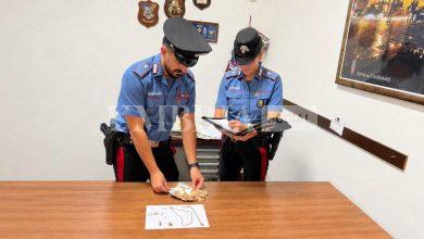 Truffano un anziano e poi tentano una seconda 'stangata': arrestate due trentenni, recuperati soldi e gioielli 3