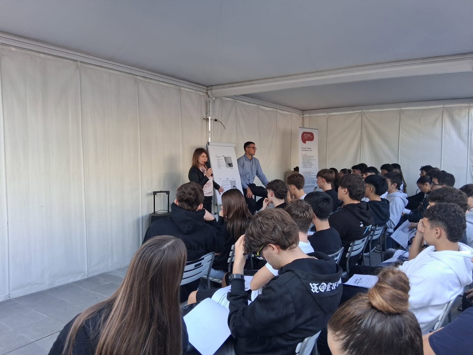 All'Umbria Lavoro Fest oltre 3000 partecipanti e 2000 colloqui per raccogliere dati sul lavoro 6 All'Umbria Lavoro Fest oltre 3000 partecipanti e 2000 colloqui per raccogliere dati sul lavoro 5