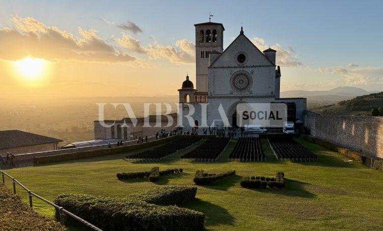 Assisi capitale di pace, un messaggio di speranza al mondo: tre giorni di dialogo tra religioni e culture 2 Assisi capitale di pace, un messaggio di speranza al mondo: tre giorni di dialogo tra religioni e culture 1