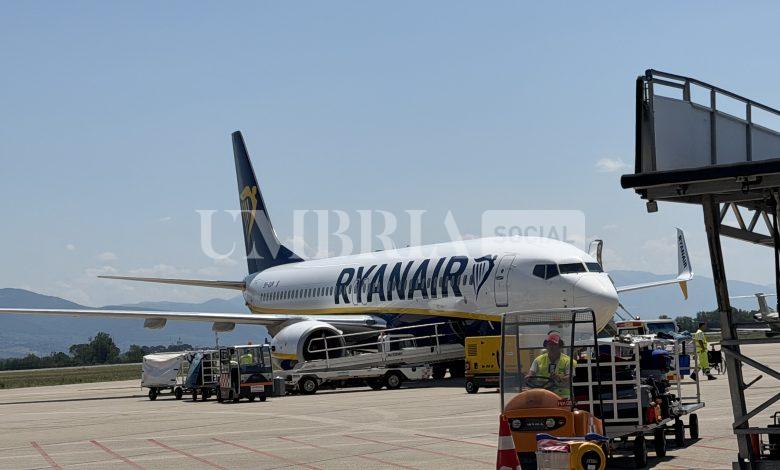 Ryanair sceglie Rimini, l’Umbria resta indietro: la partita si gioca sulla tassa d’imbarco 2 Ryanair sceglie Rimini, l’Umbria resta indietro: la partita si gioca sulla tassa d’imbarco 1