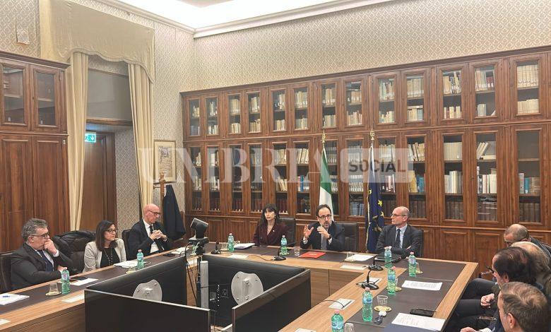 Sicurezza sul lavoro, riunione in Prefettura: "Impegno comune per l’incremento dei controlli e della prevenzione" 2 Sicurezza sul lavoro, riunione in Prefettura: "Impegno comune per l’incremento dei controlli e della prevenzione" 1