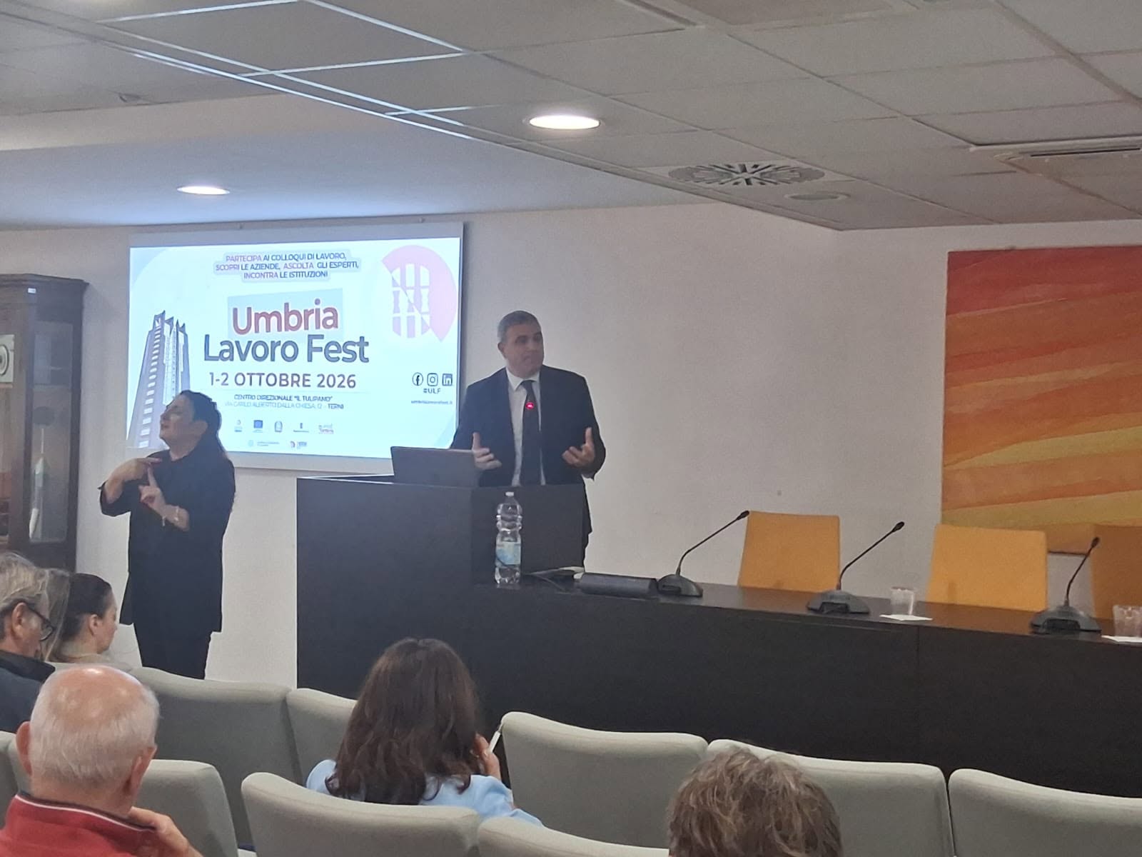 All'Umbria Lavoro Fest oltre 3000 partecipanti e 2000 colloqui per raccogliere dati sul lavoro 10 All'Umbria Lavoro Fest oltre 3000 partecipanti e 2000 colloqui per raccogliere dati sul lavoro 9