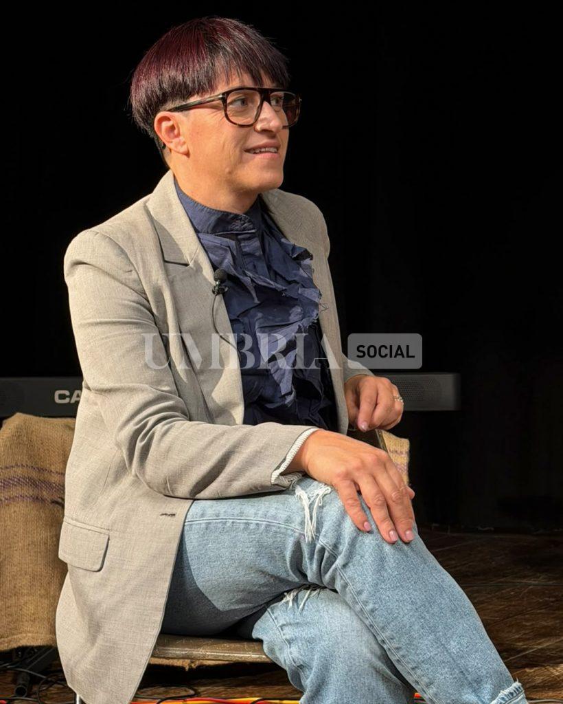 Il Teatro Excelsior di Bettona scommette sul territorio: arrivano SantaBot ed Excelsior Mon Amour (intervista video) 8 Il Teatro Excelsior di Bettona scommette sul territorio: arrivano SantaBot ed Excelsior Mon Amour (intervista video) 7