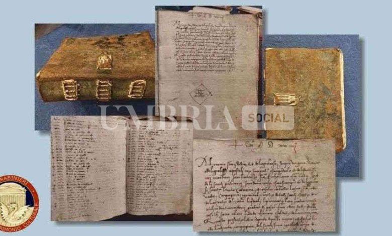 Carabinieri del Nucleo TPC restituiscono all’Arcidiocesi di Perugia antico manoscritto del 1524 2 Carabinieri del Nucleo TPC restituiscono all’Arcidiocesi di Perugia antico manoscritto del 1524 1
